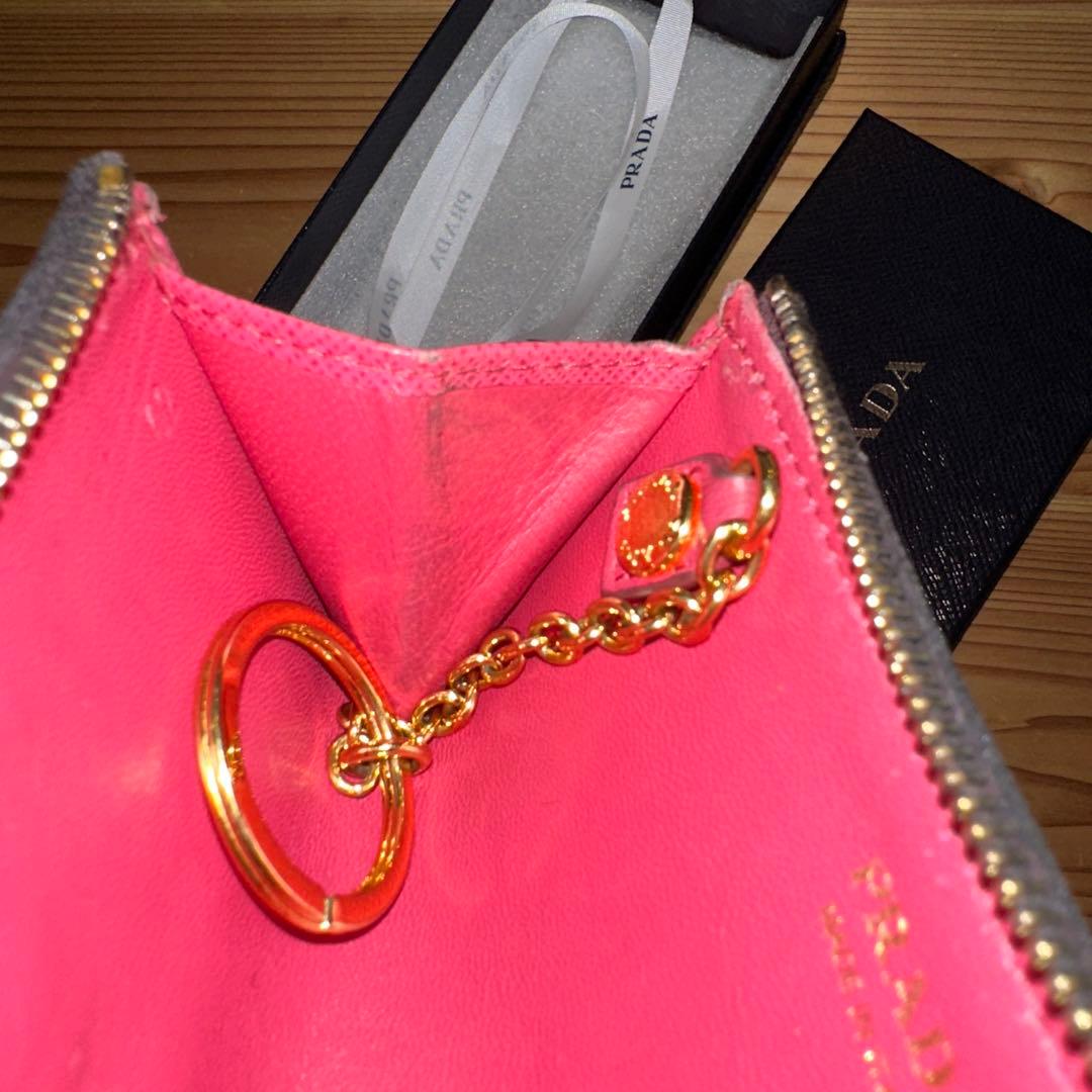 超美品！PRADA ブラック ケース　キーリング付き
