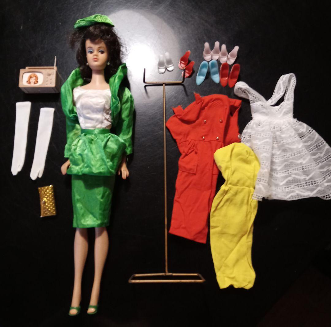 ヴィンテージ バービー箱付きセットです。 初期バービー人形 箱付き