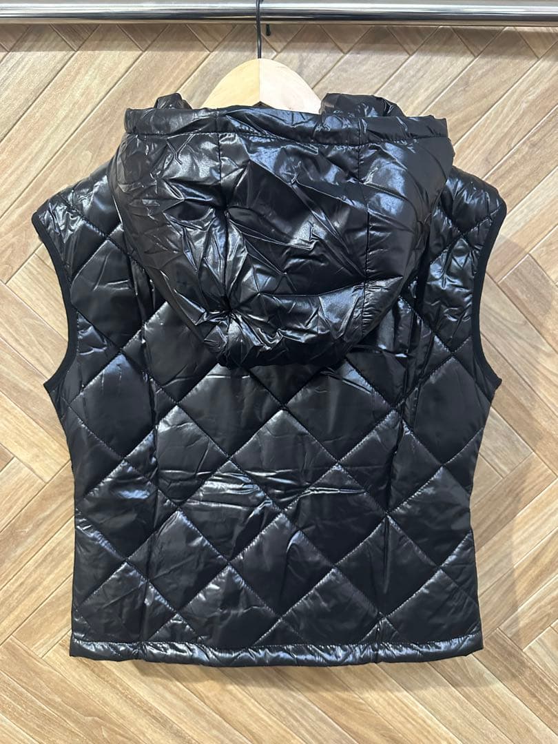 新品未使用新作G/FOREジーフォアレディースベストsizeSブラック