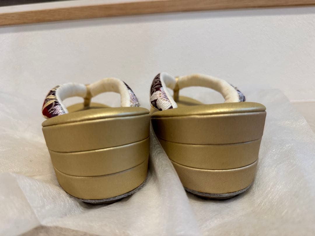 【みろく】【ほぼ新品】和装　バッグ　ハンドバッグ　和服 成人式　草履