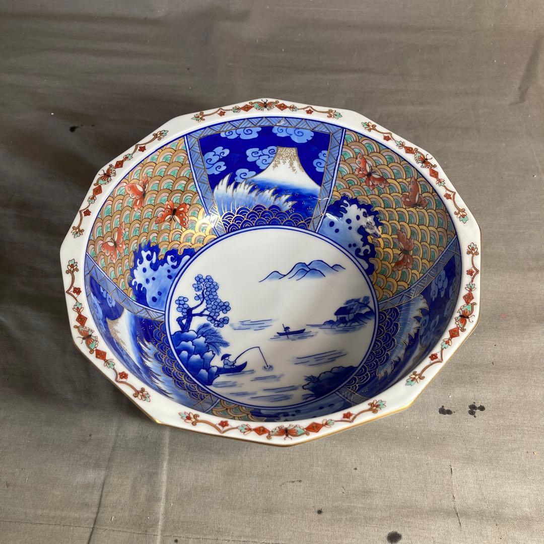 【古伊万里文】古伊万里の伝統　日本の名窯　染錦六方割富士波蝶山水絵　十二角大深鉢