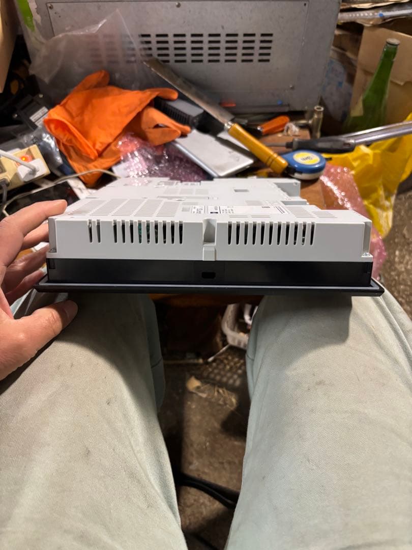 N86。美品。V9120ISB プログラマブル表示器MONITOUCH。 - メルカリ