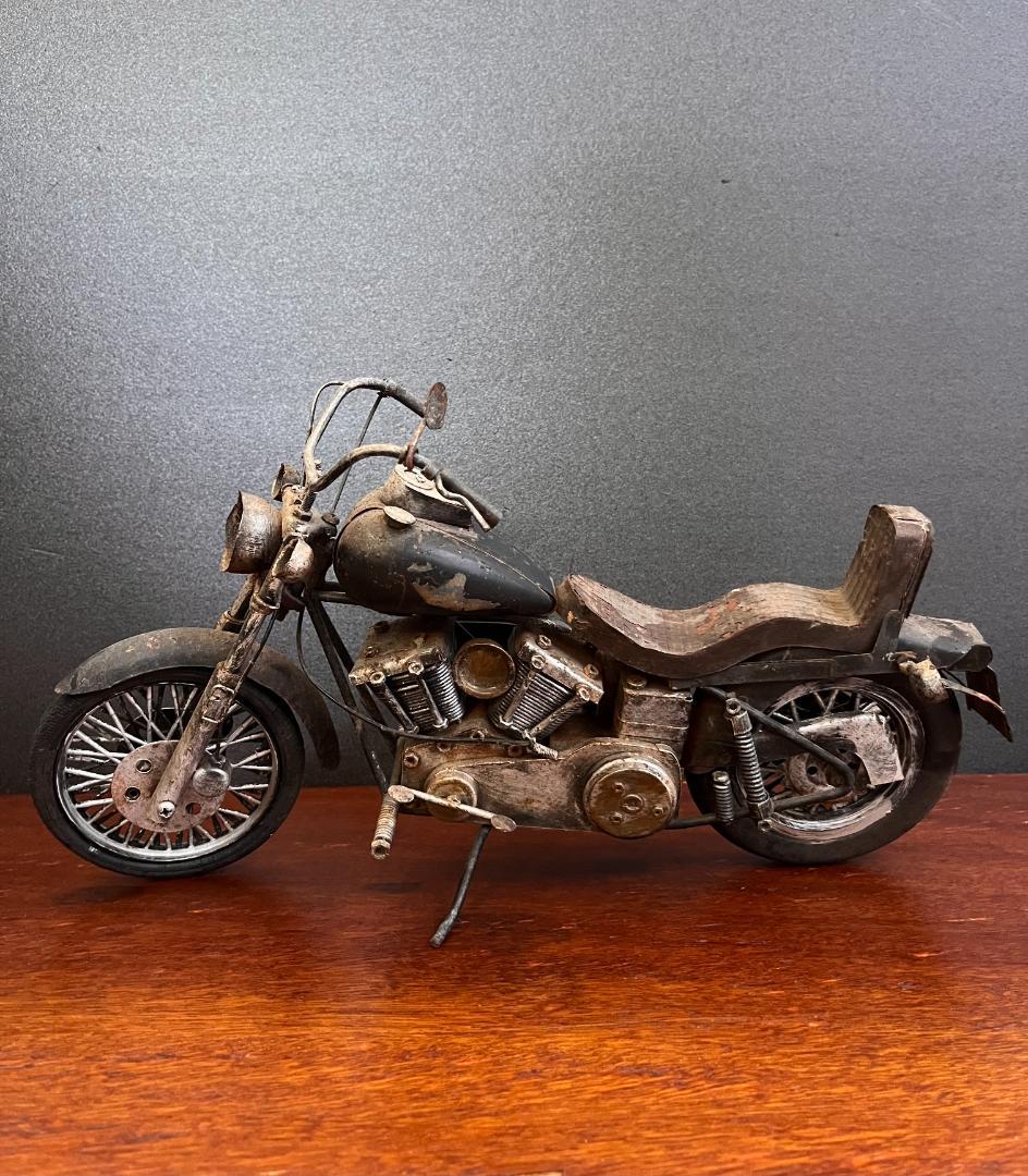 CROWS×WORST 高橋ヒロシサイン入り複製原画 河内鉄生 フィギュアバイク