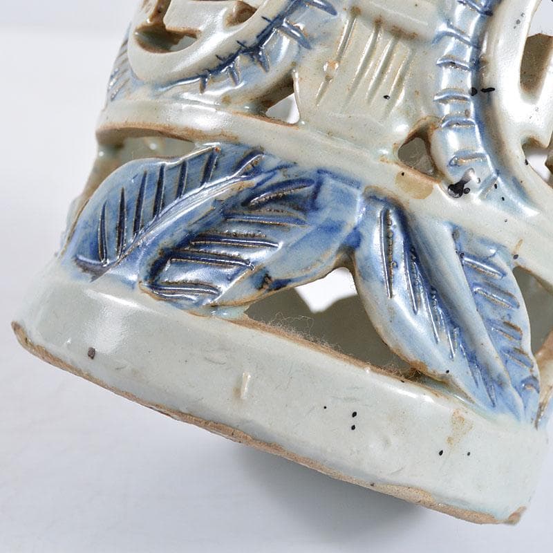 朝鮮 李朝 高麗白磁 染付 鏤雕卍葉文透かし 筆筒 G R4660