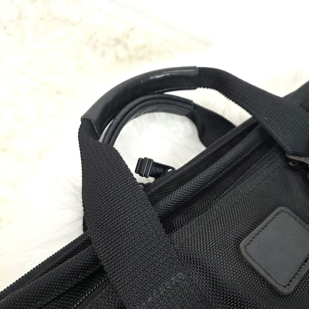 TUMI トゥミ　ナイロン　革　ハンドル　ブラック ビジネス　ハンド バッグ