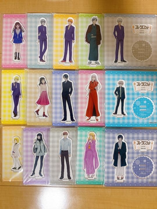 フルーツバスケットフルバアクリルスタンドアクスタ