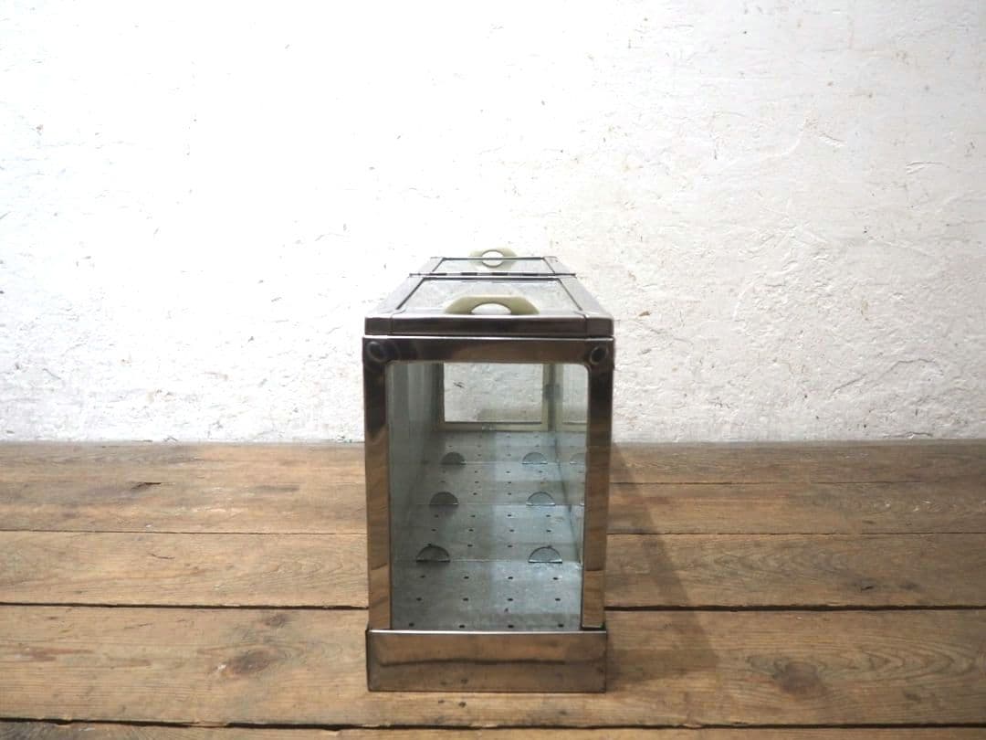 1325 昭和レトロなブリキのガラスケース 飾り棚 駄菓子屋 陳列棚