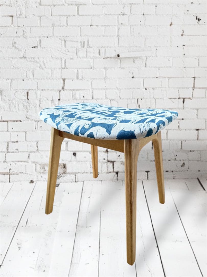 ミナペルホネン生地使用スツール　チェア　オットマン　インテリア雑貨　家具　未使用