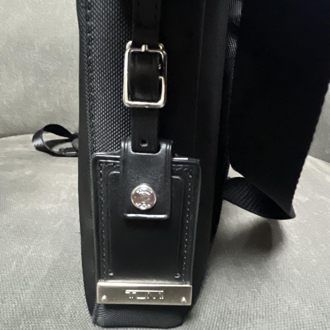 TUMI トゥミ　255001D2 ARRIVE ハミルトン スリム ブリーフ