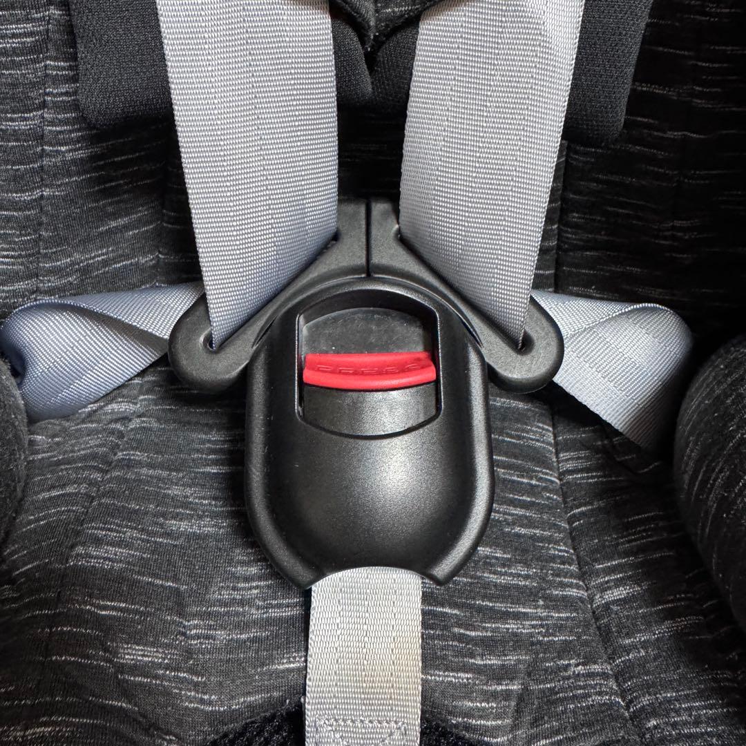 オデカケ レジェプラス（Leger Plus）／取扱説明書付き　チャイルドシート