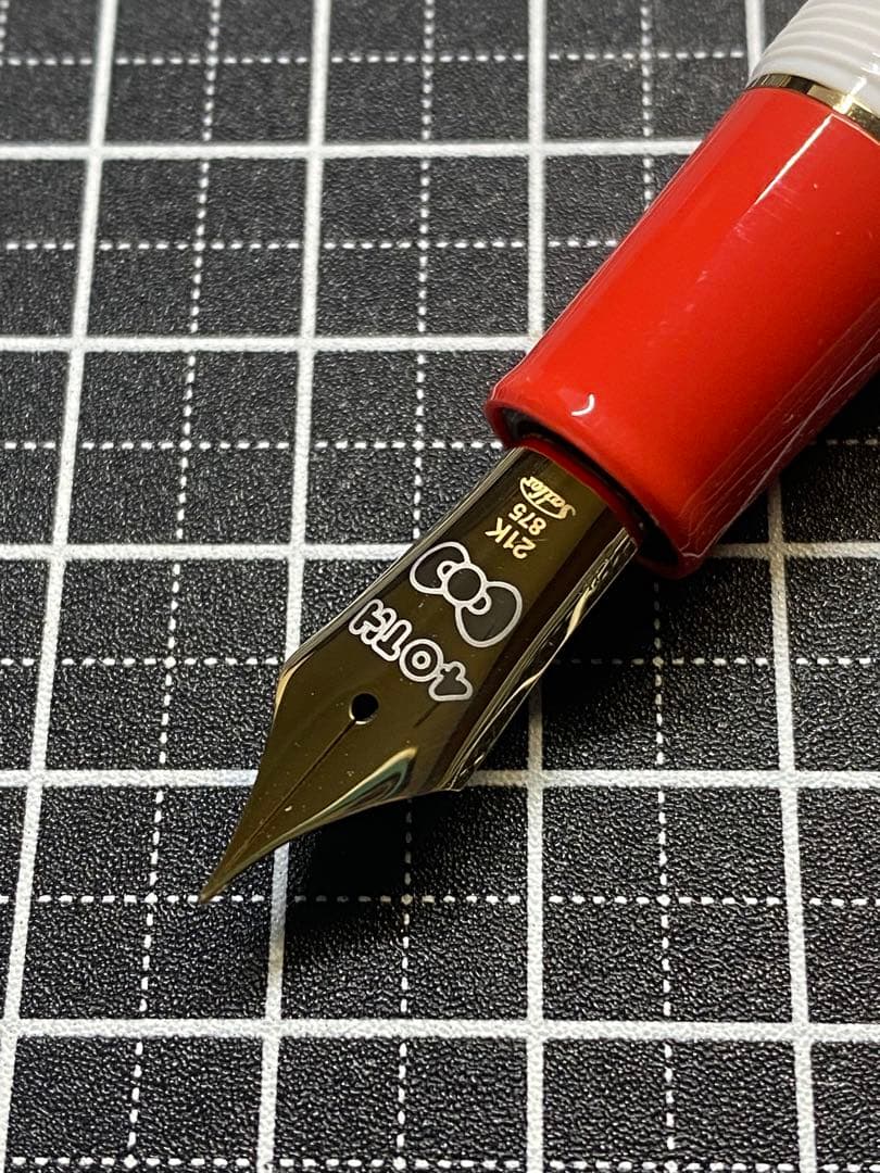 SAILOR HELLO-KITTY 40th Anniversary FP