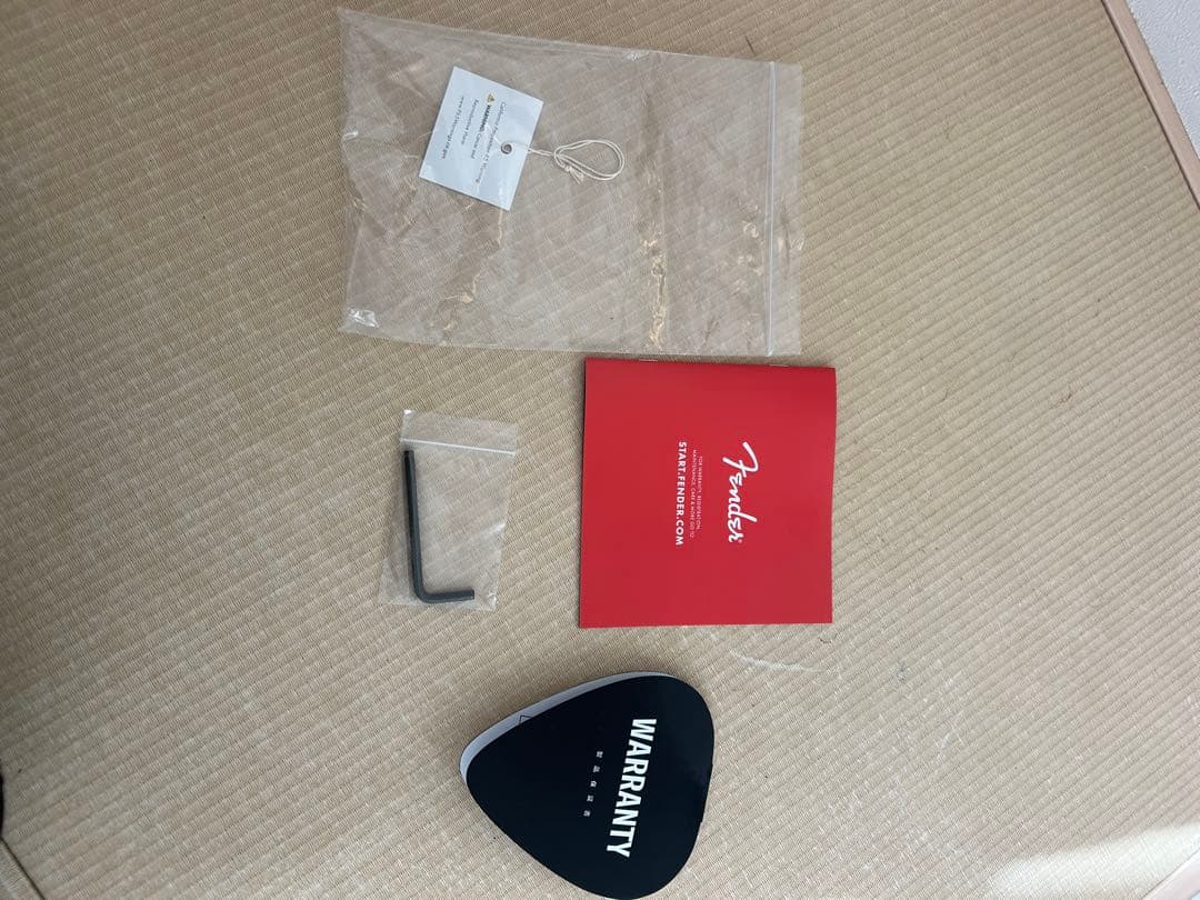 2024年限定！Fender Hybrid 2 tele aquamarine