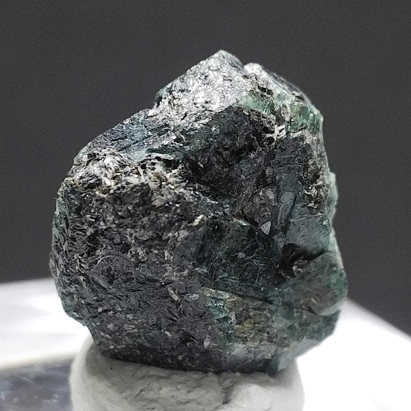 256 アレキサンドライト 六輪座双晶 原石 結晶 ジンバブエ産