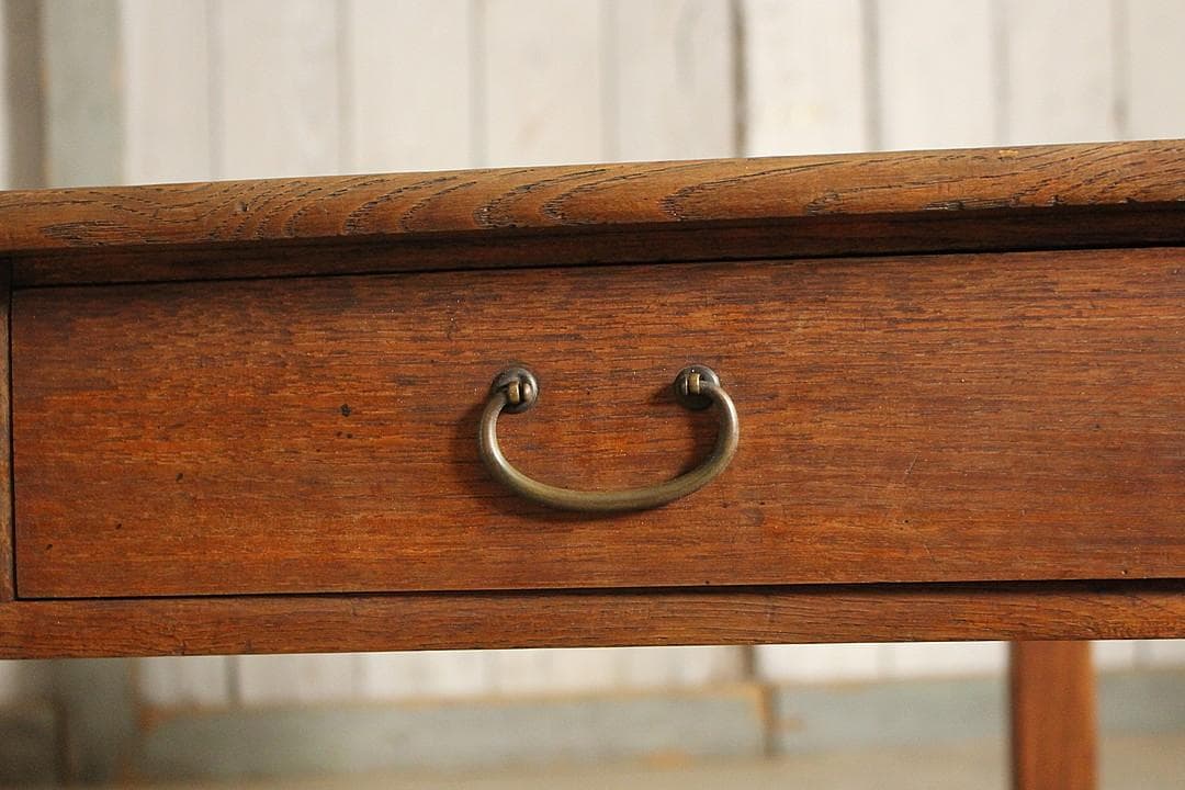 古く味のある木製の机 引き出し2杯 ローテーブル 作業台 古家具