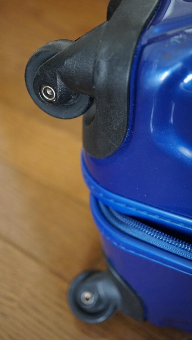 ゼロハリバートン ゼロエアー ZX223 57L 4輪 超軽量！TSA 青