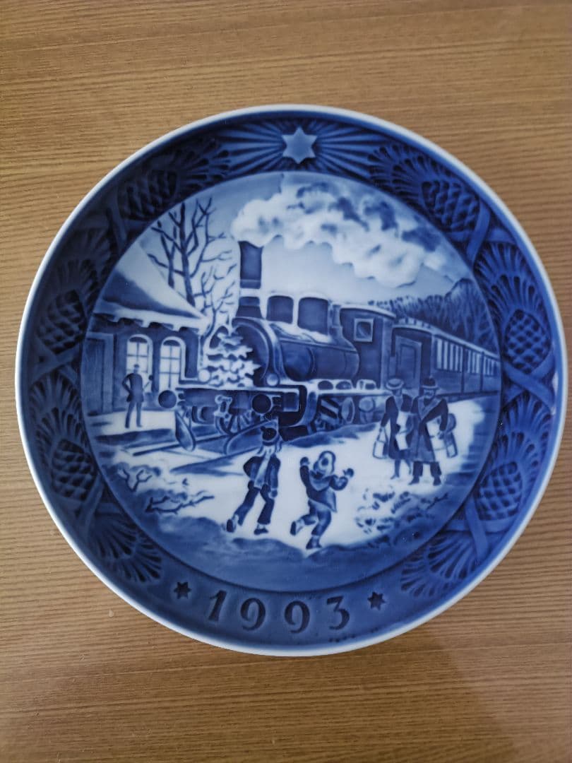 ロイヤル コペンハーゲン、1993年版イヤープレート「クリスマスの