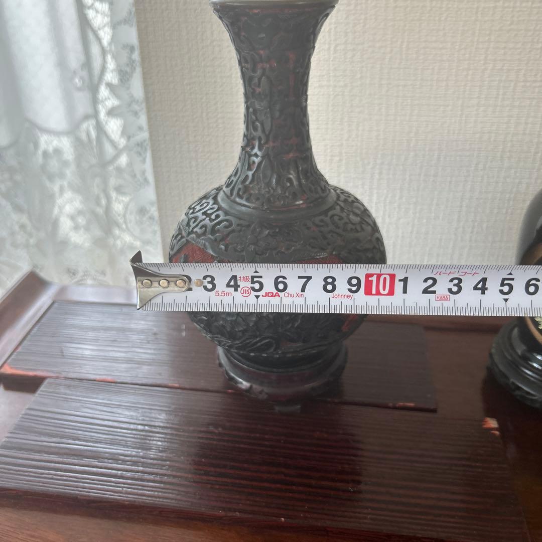 中国古美術 古玩 花瓶 黒堆朱 木製円台付 堆朱