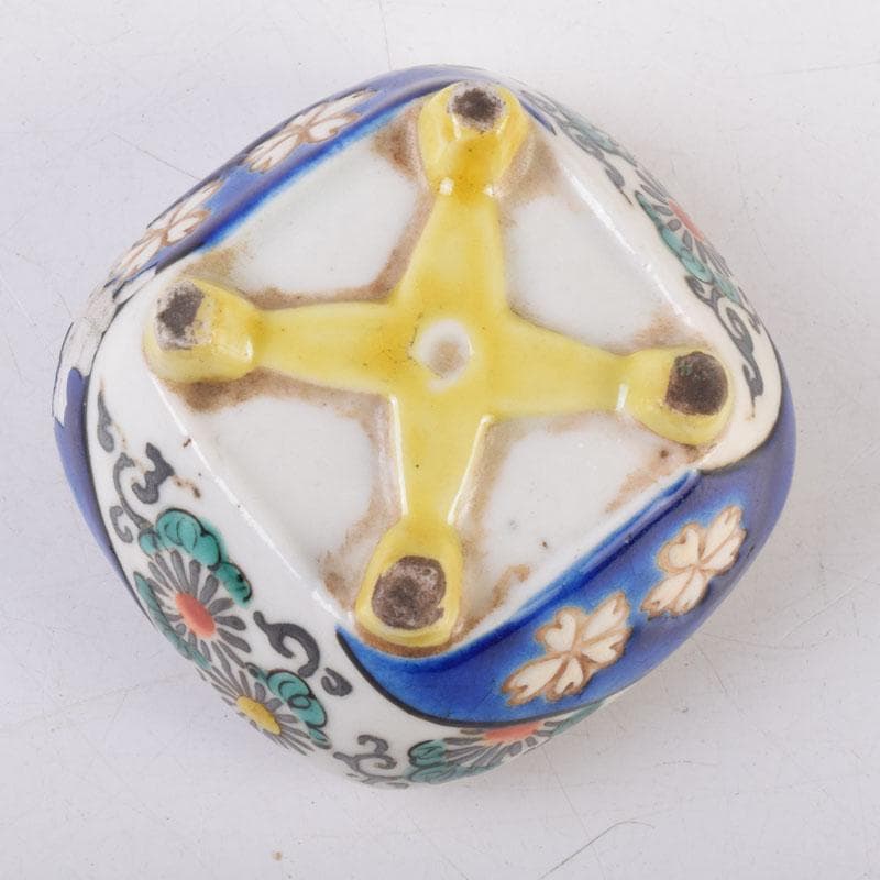 茶道具 色絵 花草文 香合 時代箱 C 8475