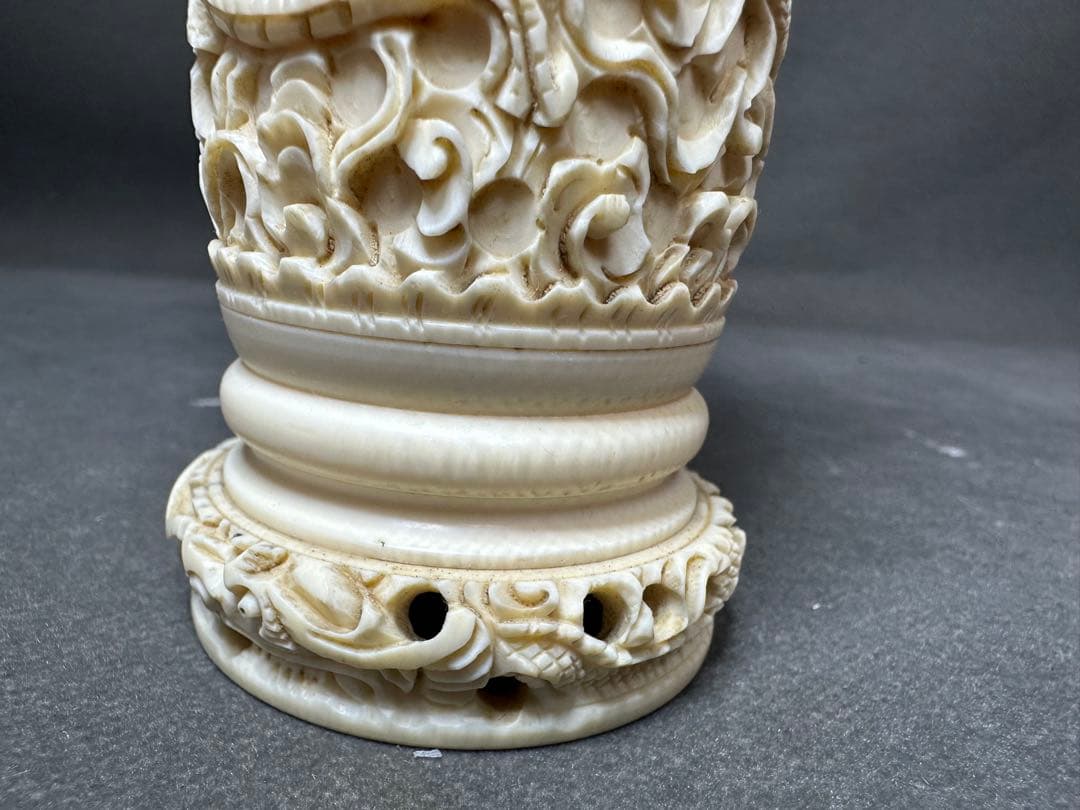 極上 花瓶 置物 天然素材 アンティーク 骨董 飾り物 古美術品 細密細工彫刻