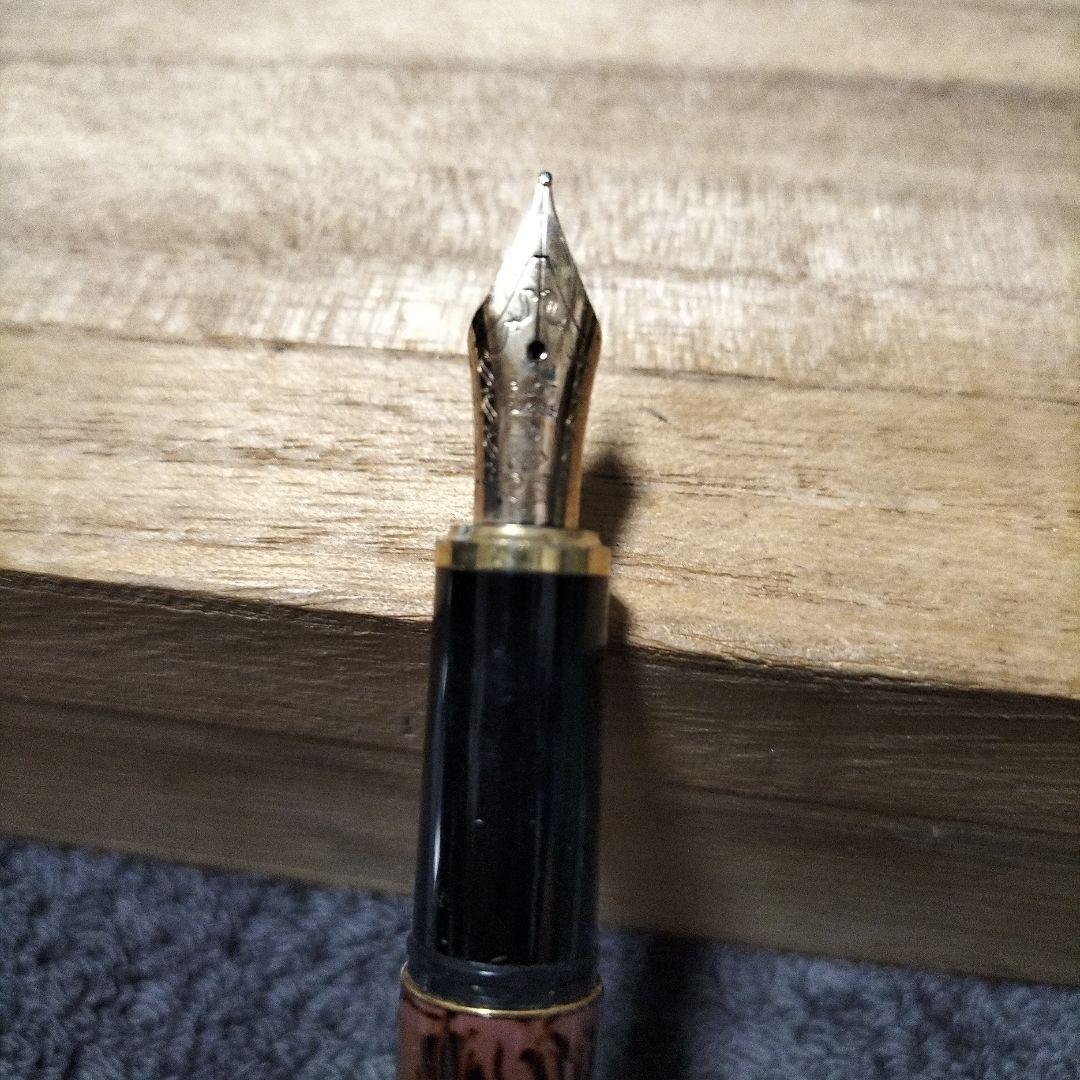 14K　PILOT 茶色と金色の万年筆