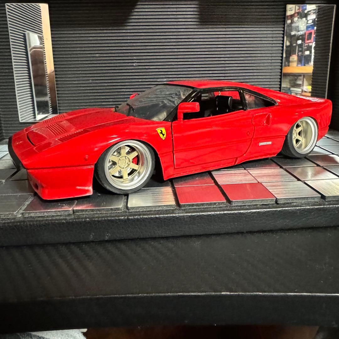 ホットウィール 1/18 フェラーリ 288GTO (カスタム仕様)