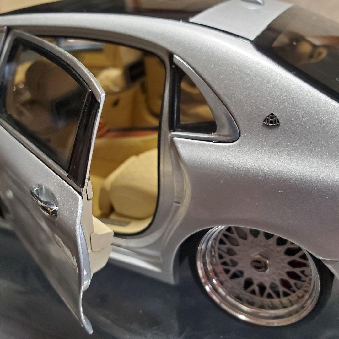 1/18 　メルセデス マイバッハ Sクラス カスタム