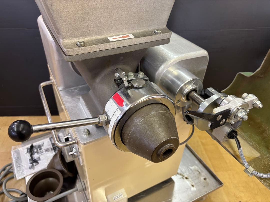 鹿児島県発 品川工業 RC-1-2PEC つぶぞろい 自動 小餅切機