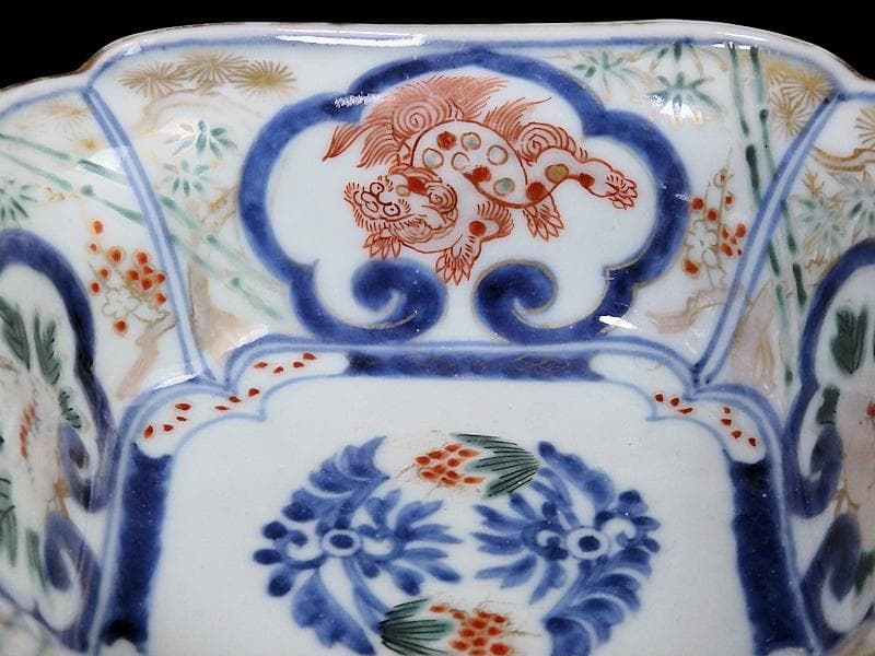 古伊万里 金襴手 窓絵 牡丹に獅子 松竹梅の図 四方角向付