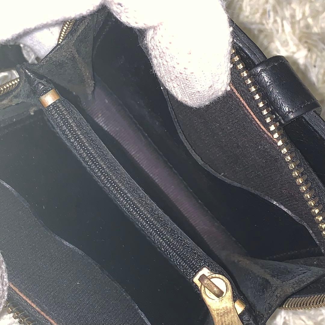 イルビゾンテ 二つ折り財布 手帳型 レザー ブラック ユニセックス