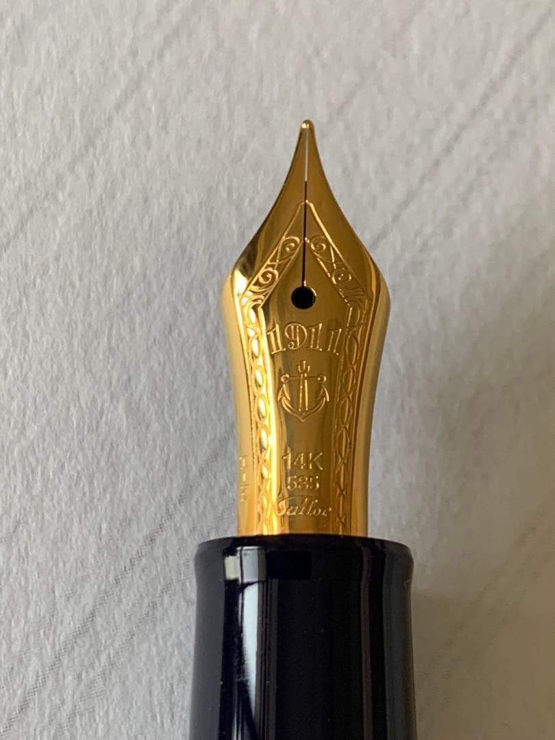 SAILOR（セーラー） 香仙 蒔絵 万年筆 紅葉 14K ペン先［希少］