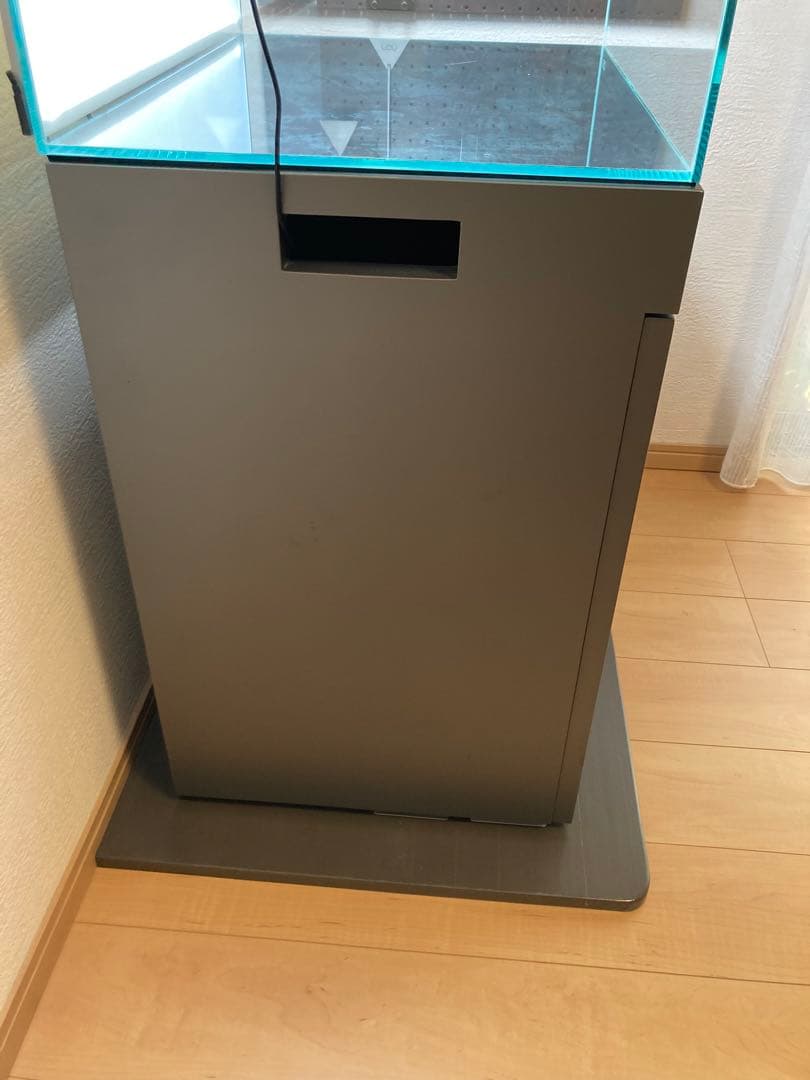ADAウッドキャビネット水槽台 ガンメタシルバー(W60×D45×H70cm) - メルカリ