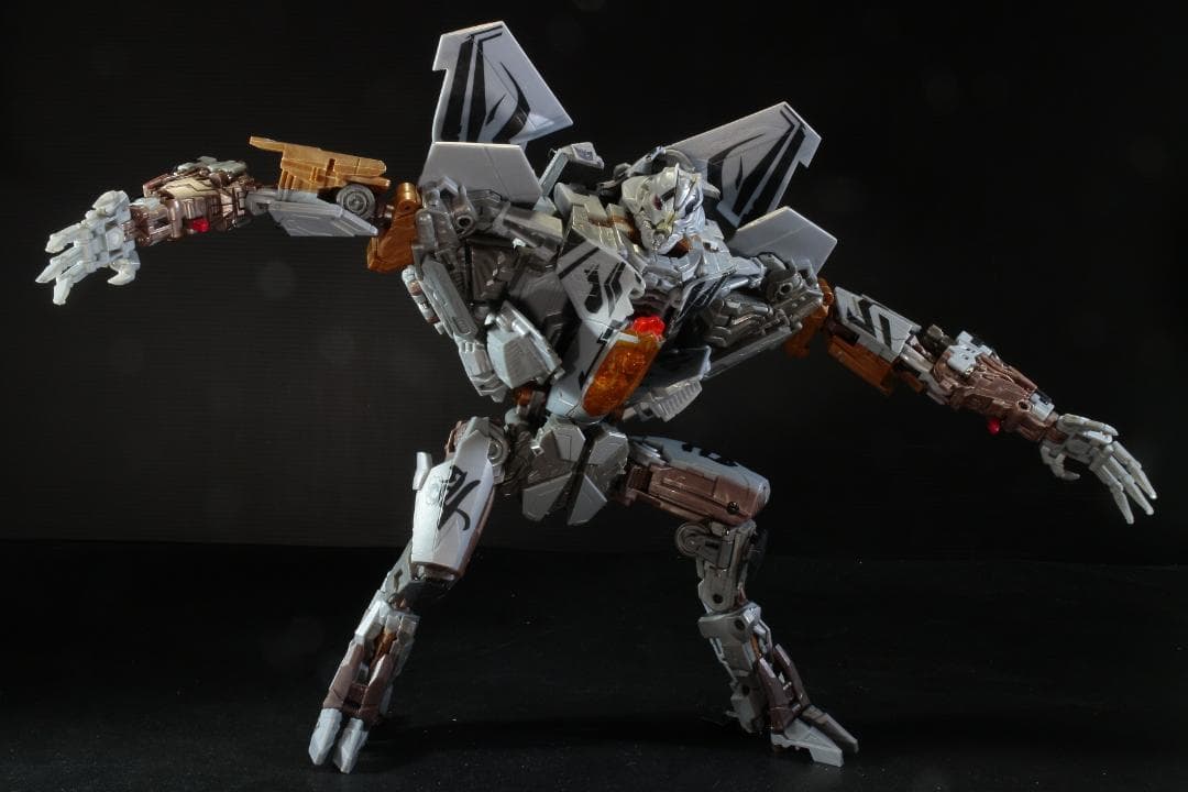 k*y様 中古 ハズブロ　スタースクリーム（海外版 MPM-01）