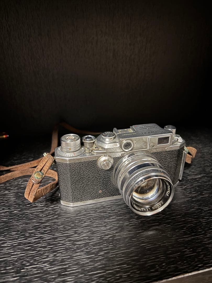 Canon camera Ｎｏ．149527 Amazon.com : Canon EOS 7D Mark II DSLR Camera with 18-135mm f/3.5