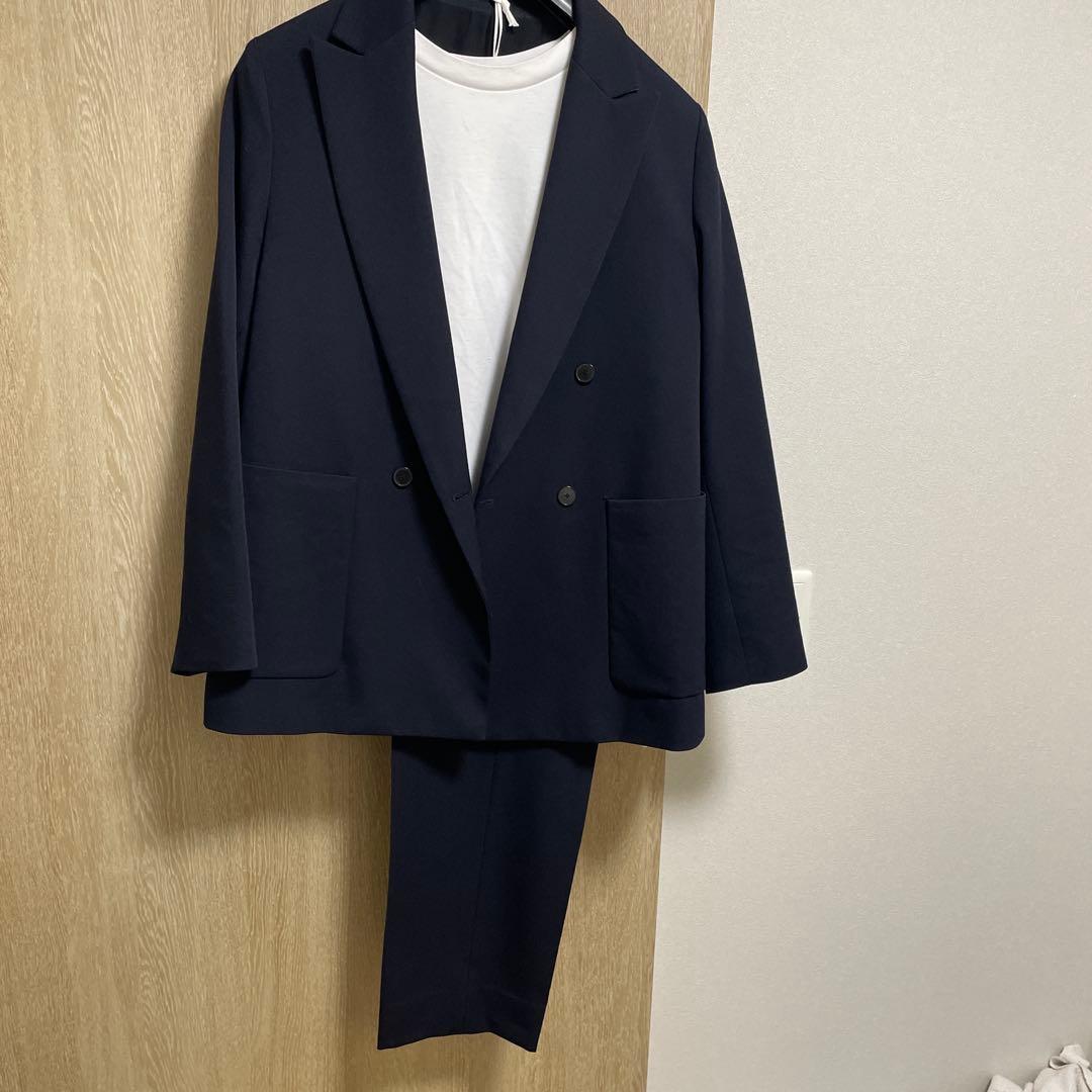 未使用級　定価66,000円　ネイビー ダブルスーツ ジャケット・パンツセット