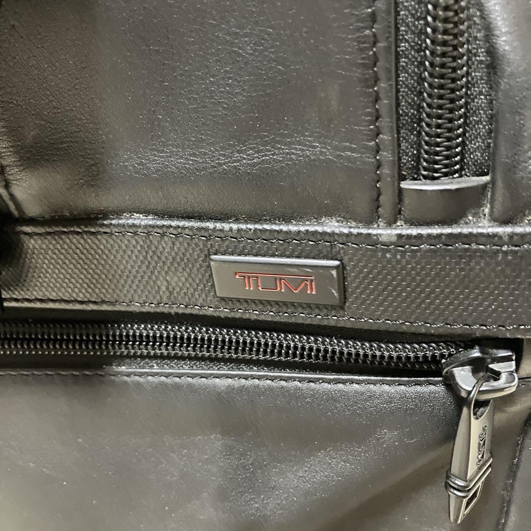 希少　TUMIトゥミ ビジネスバッグ ブラック　ブリーフケース　XIN 2way