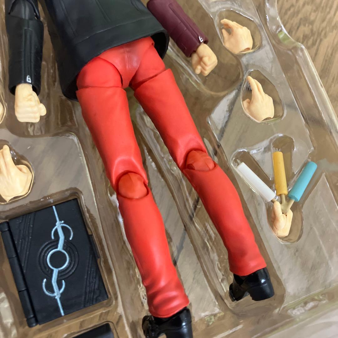 フィギュアーツ　真骨彫　アンク　人間態　仮面ライダー　オーズ　グリード　ガヴ