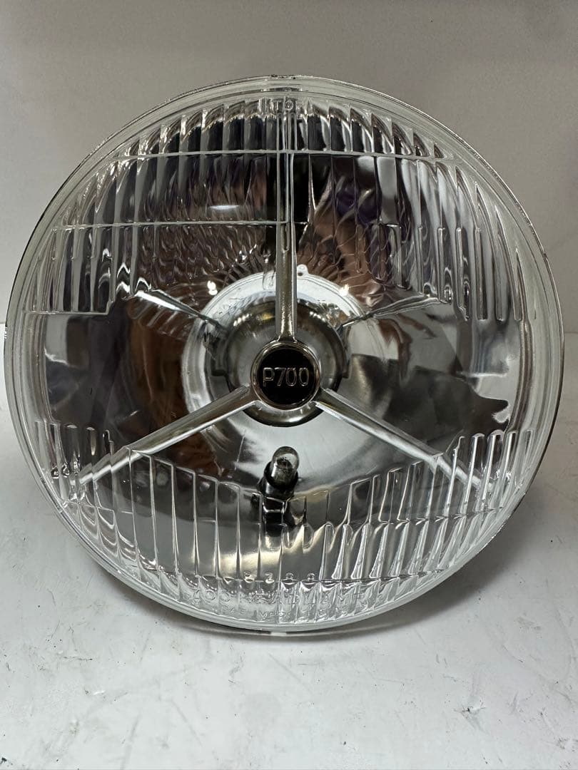 新品/未使用品180π用ルーカス/スリーポイントヘッドライト/検索SR400