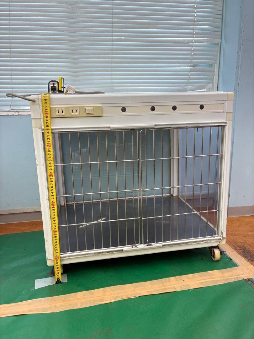 GB PRO （受注生産）ペットマンション 3面クリアフィックス窓3段 犬用品