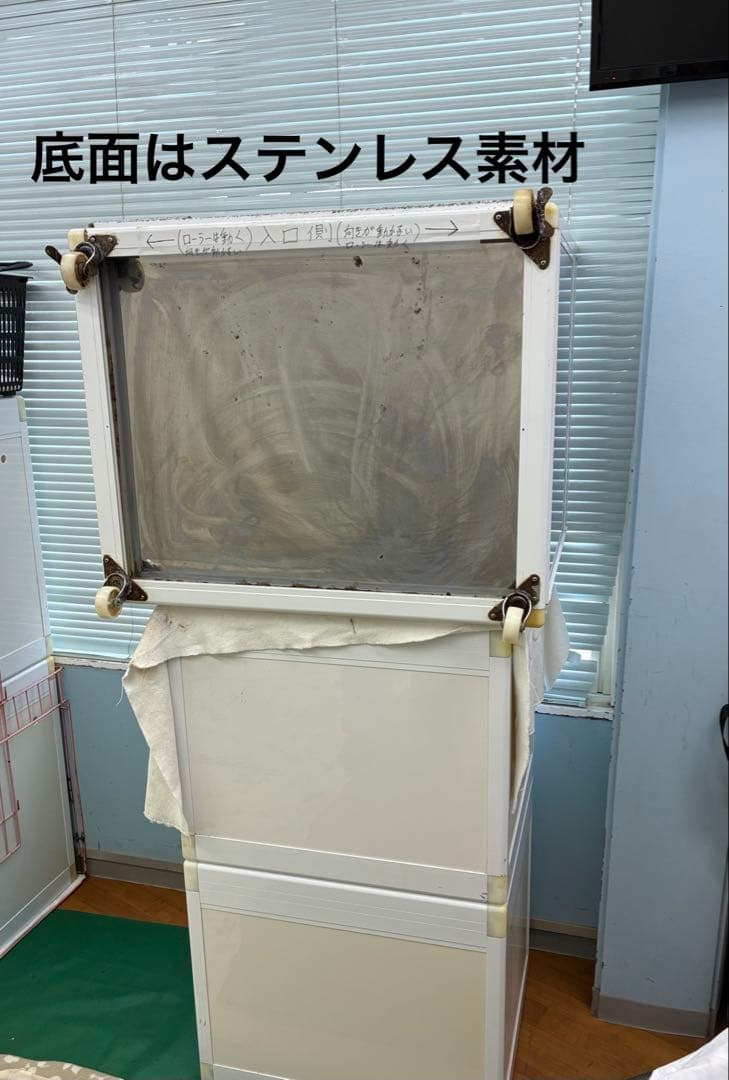 GB PRO （受注生産）ペットマンション 3面クリアフィックス窓3段 犬用品