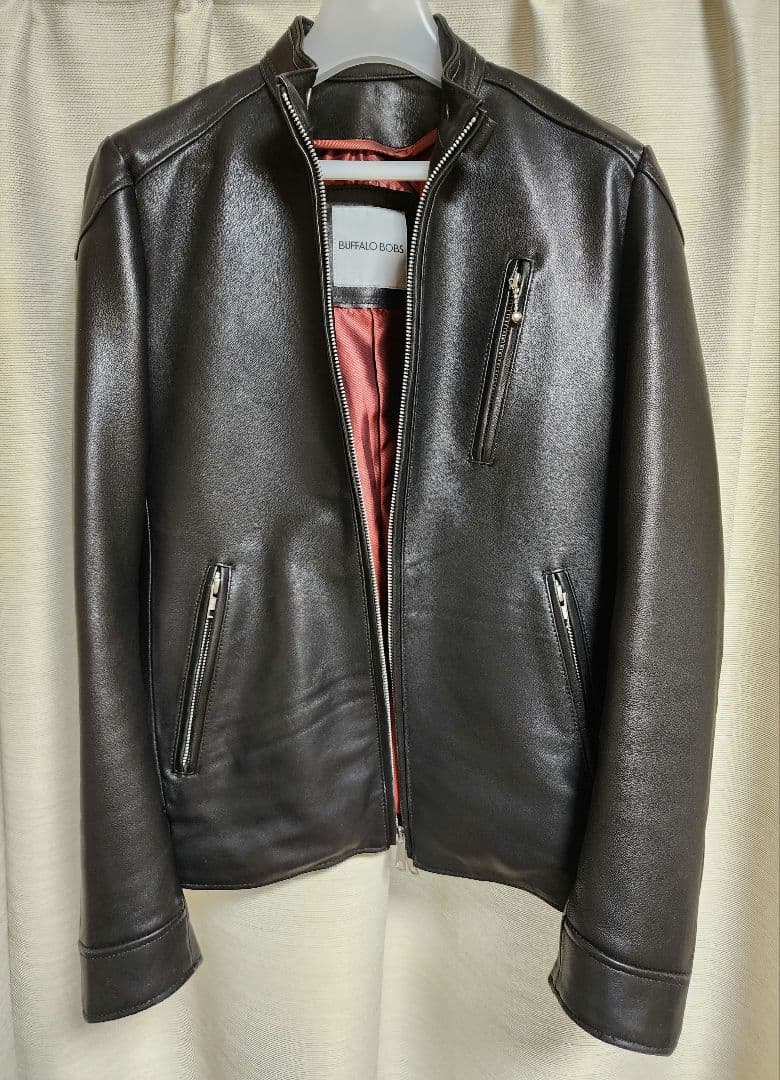 バッファーローボブスSサイズ 黒レザーシングルライダース！ダウン