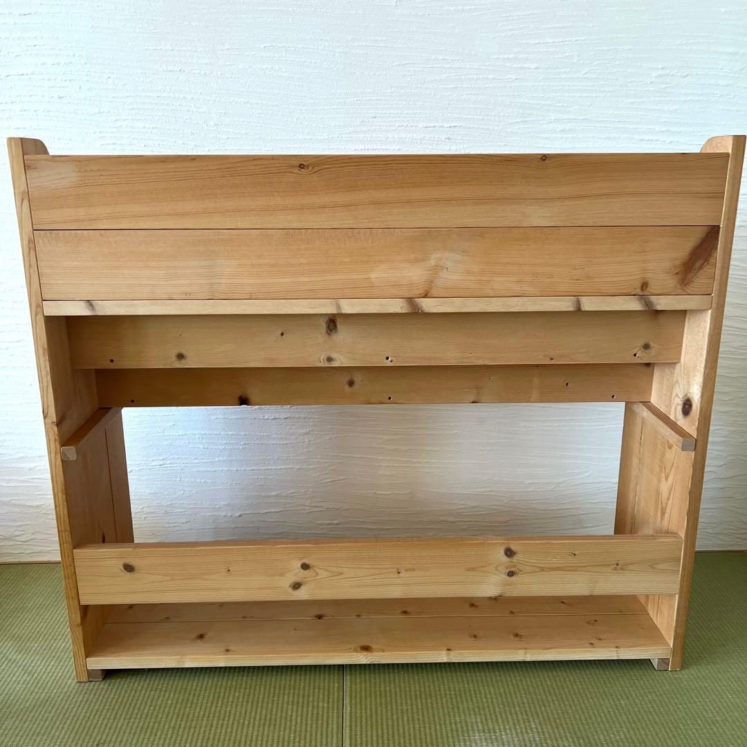 表紙の見える絵本棚 ハンドメイド・W90㎝・みつろう仕上げ