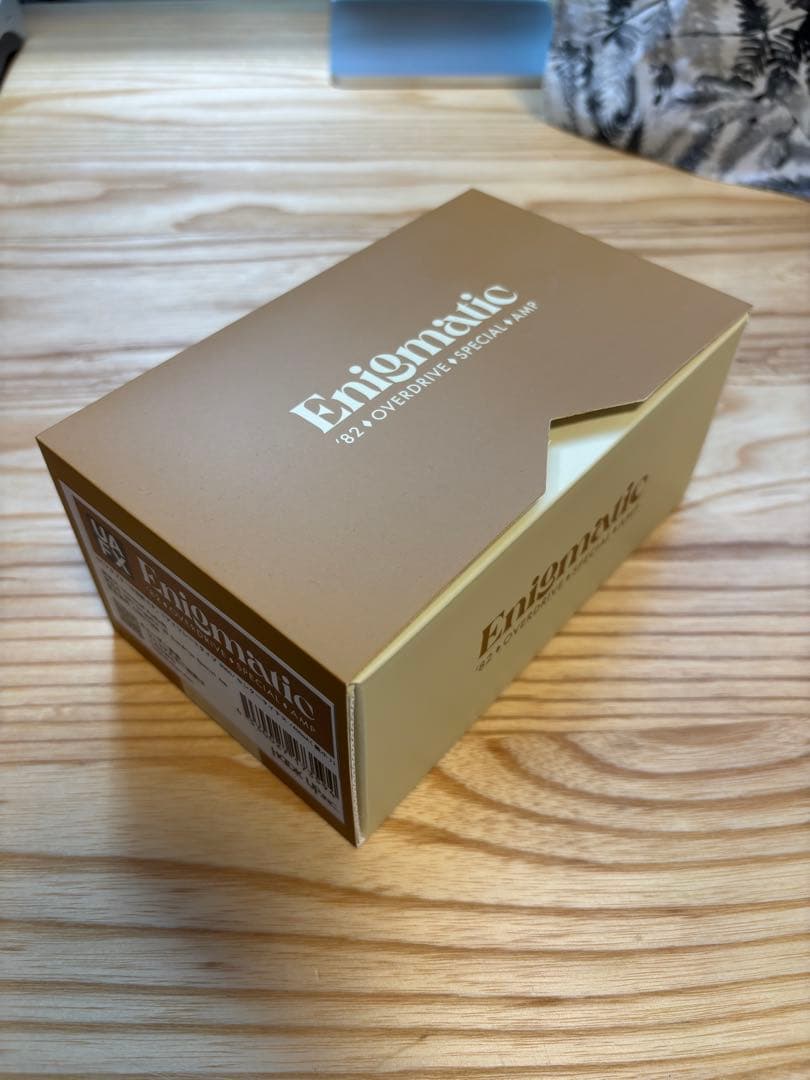 ギター Universal Audio UAFX Enigmatic 82