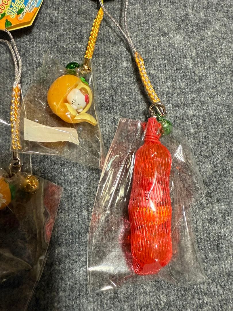 ご当地限定ハローキティ　根付け　19個セット