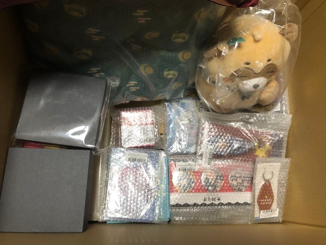 ホロライブまとめ売り　引退品。直筆サイン15枚。複製サイン14枚。フルセット28