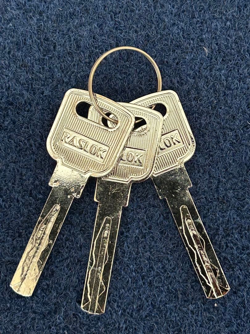 新品❤️ トヨタ　TRD オールレザープレミアムステアリングロック　ハンドルロック