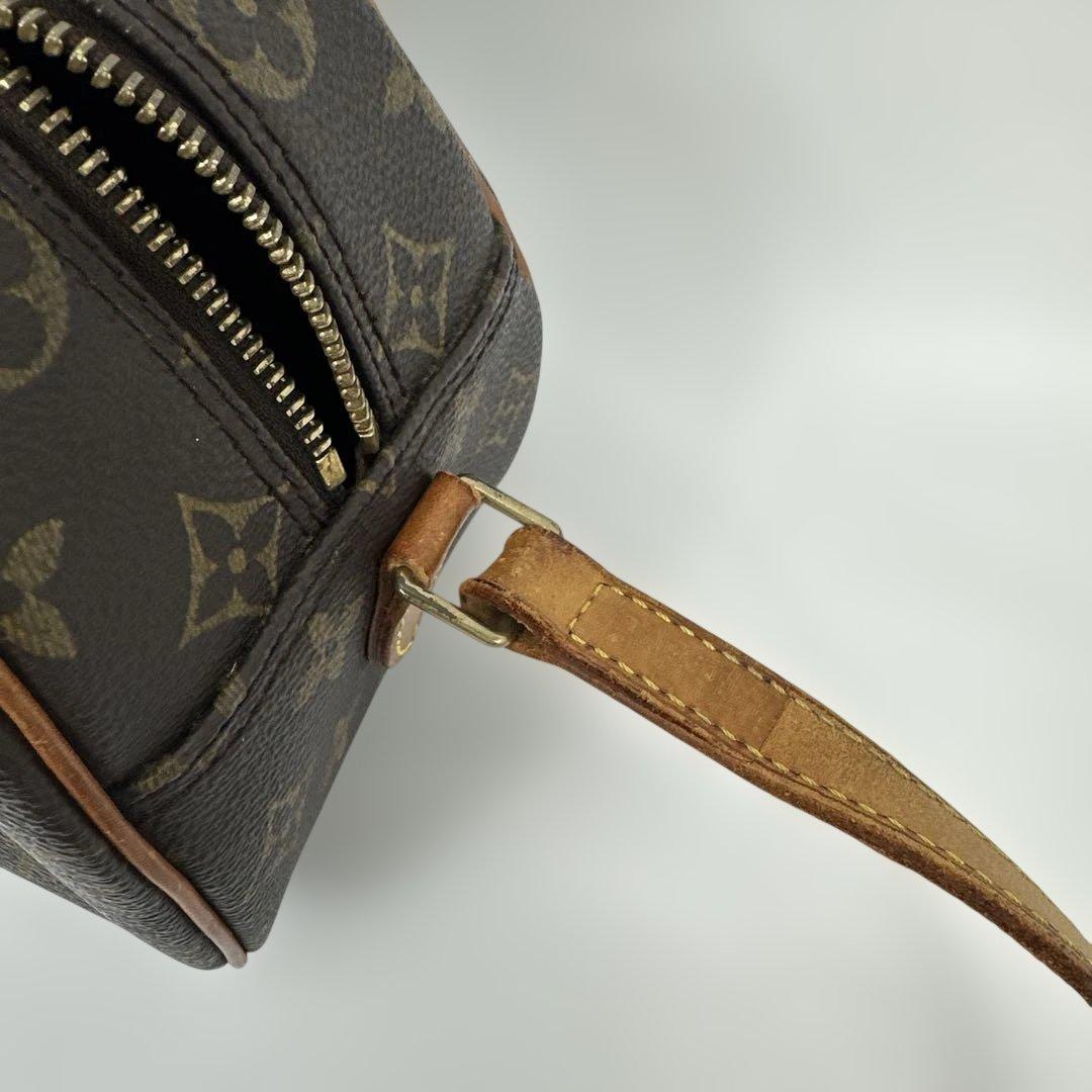 ルイヴィトン　モノグラム　ショルダーバッグ　ブロワ