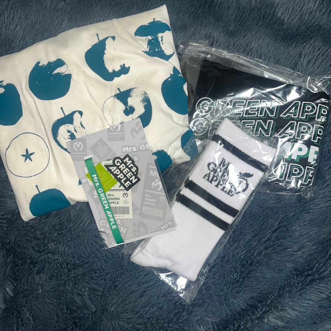 ✴︎ Mrs.GREEN APPLE ✴︎ Mrs. GREEN APPLE First Act in Japan to Surpass 10B Domestic Streams