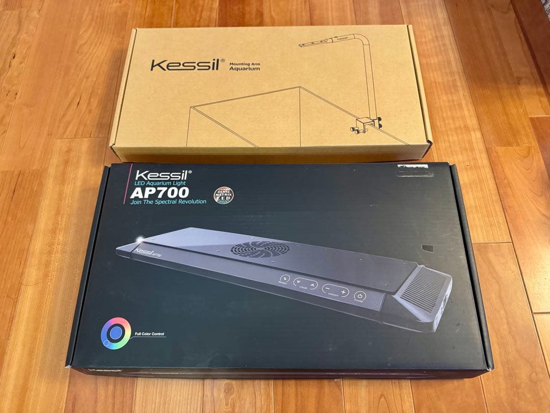 Kessil AP700 アクアリウムライト 本体 マウンティングアームセット