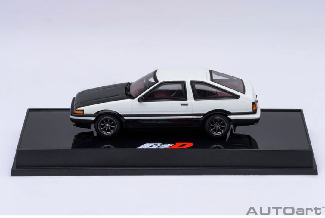 AUTO art頭文字D トレノAE86 ファイナルバージョン　1/64ミニカー