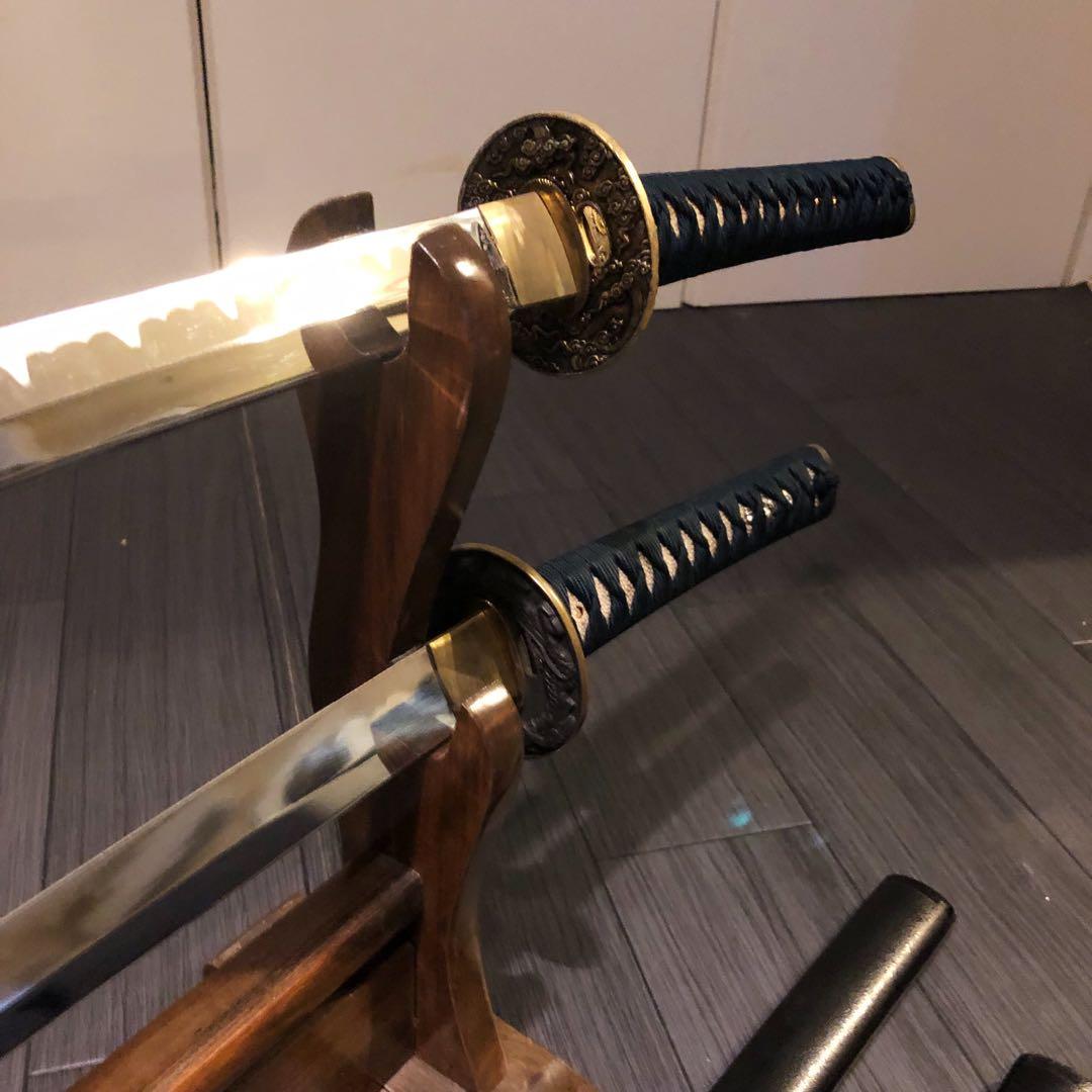 高級模造刀　居合刀　 美術刀剣　太刀　脇差　大小セット　緑拵え